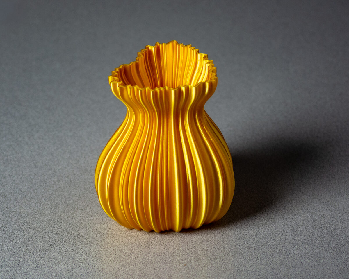 Heart Vase - thumbnail 4
